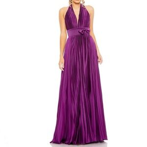 New Ieena for Mac Duggal Pleated Halter Neck Gown with Center Bow Size 10